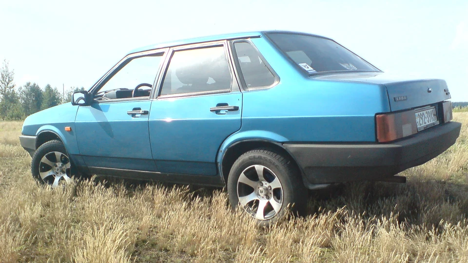 Lada 21099 Аквамарин) Пацаномобіль