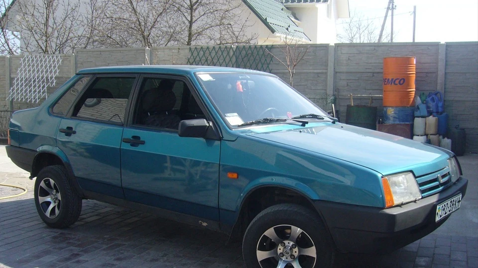 Lada 21099 Аквамарин) Пацаномобіль 5