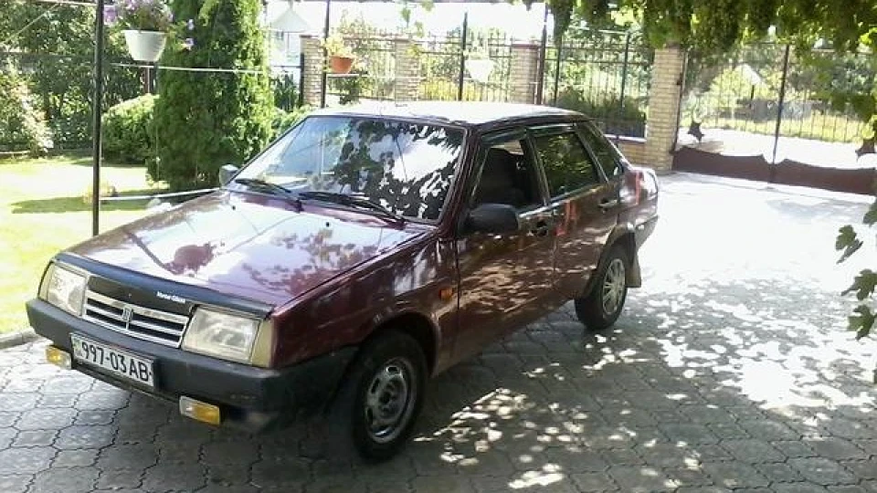 Lada 21099 Amur 3