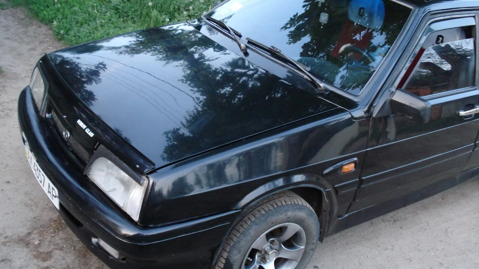Lada 21099 Black Night 3