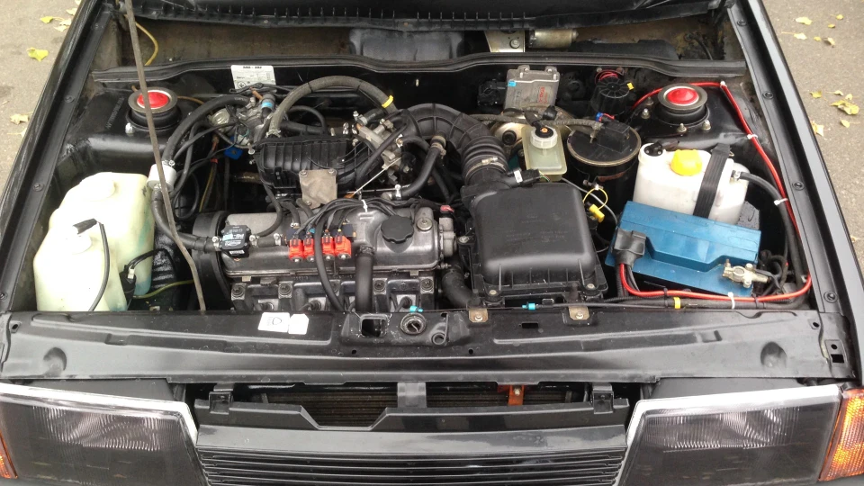 Lada 21099 black revolver 2