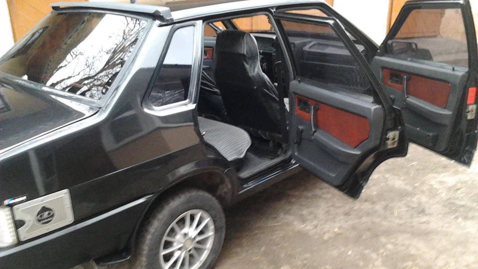 Lada 21099 Black VAZIK 5