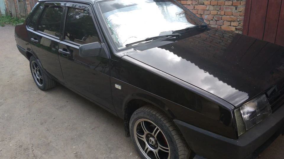 Lada 21099 BLACK 3