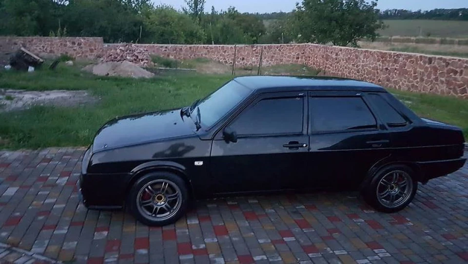 Lada 21099 Blackhawk 4