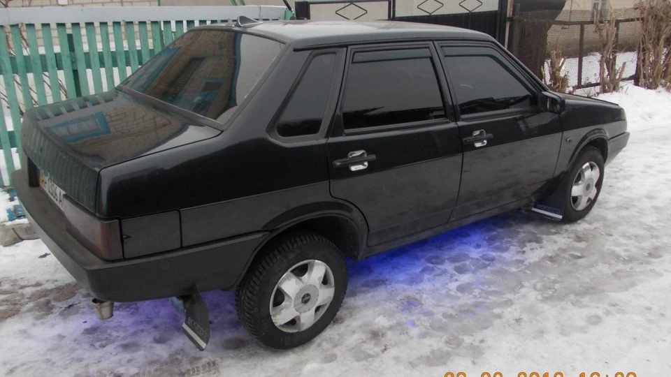 Lada 21099 Чорний металік 3