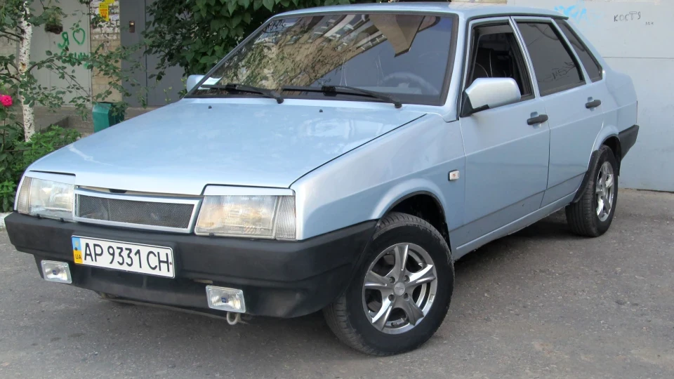 Lada 21099 Crystal Shark