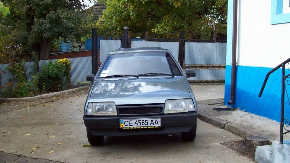 Lada 21099 дев'ять дев'ять) 2