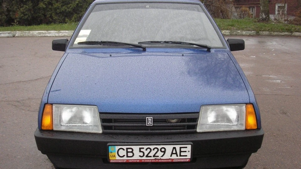 Lada 21099 дев'ять-дев'ять 3