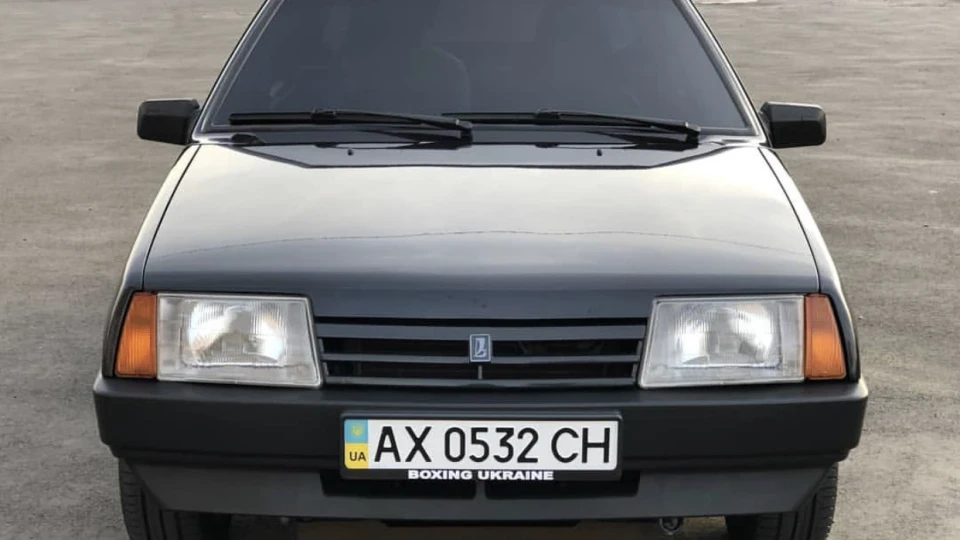 Lada 21099 Double Nine