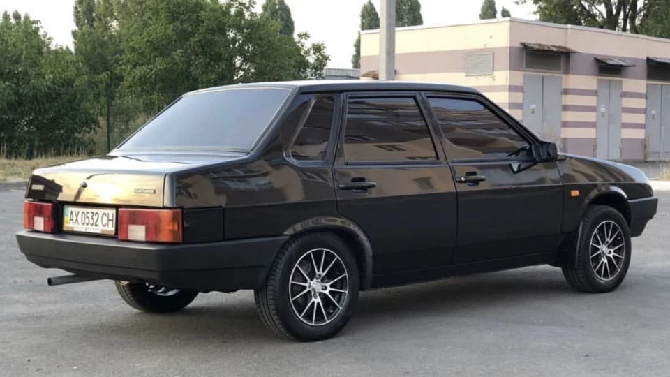 Lada 21099 Double Nine 5