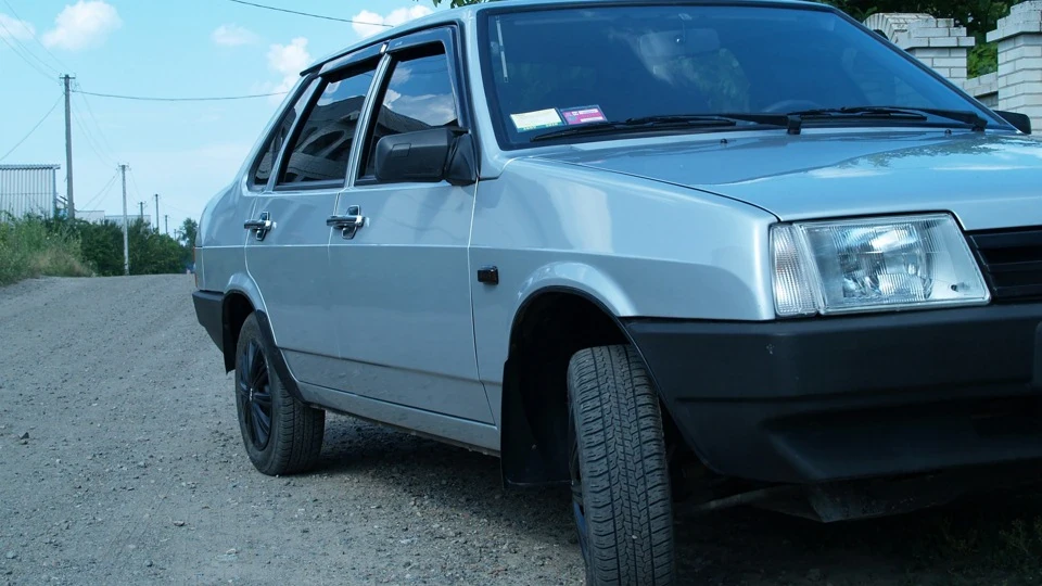 Lada 21099 "drive fast, die young" 4