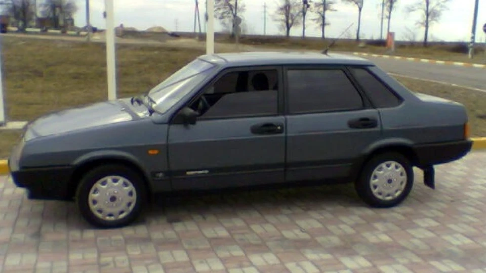 Lada 21099 Дірчик