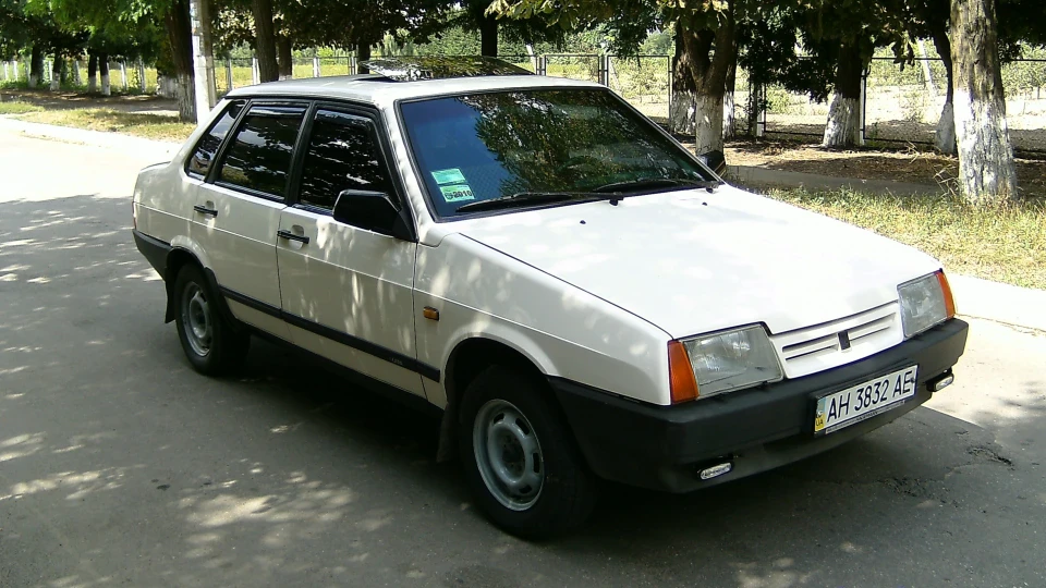 Lada 21099 FORMA