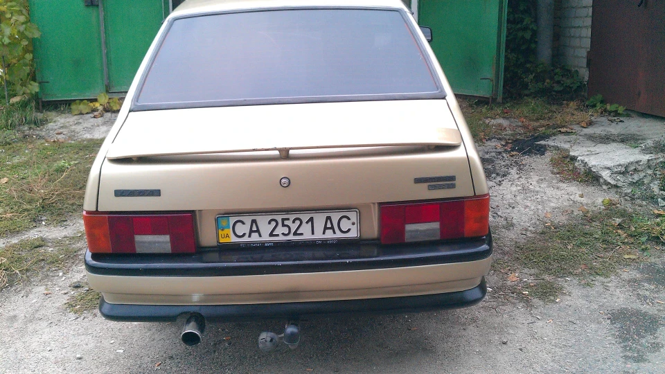 Lada 21099 Gold 3