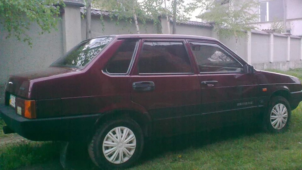 Lada 21099 гранатова злюка 5