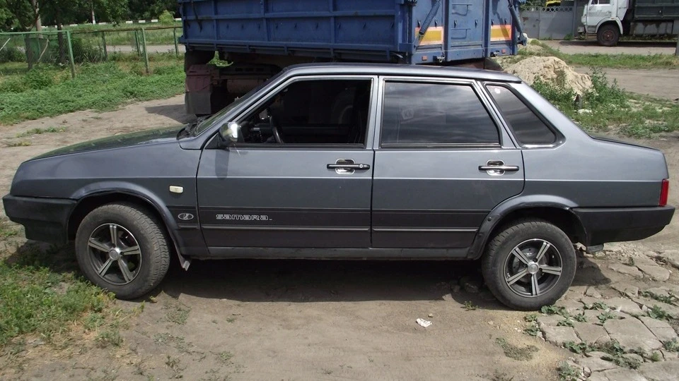 Lada 21099 Є-мобіль 4