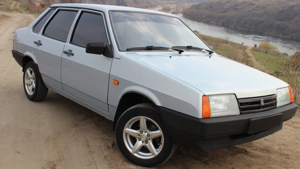 Lada 21099 Кристал 2