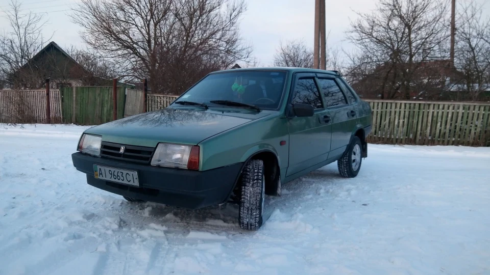 Lada 21099 LADA-21099 2