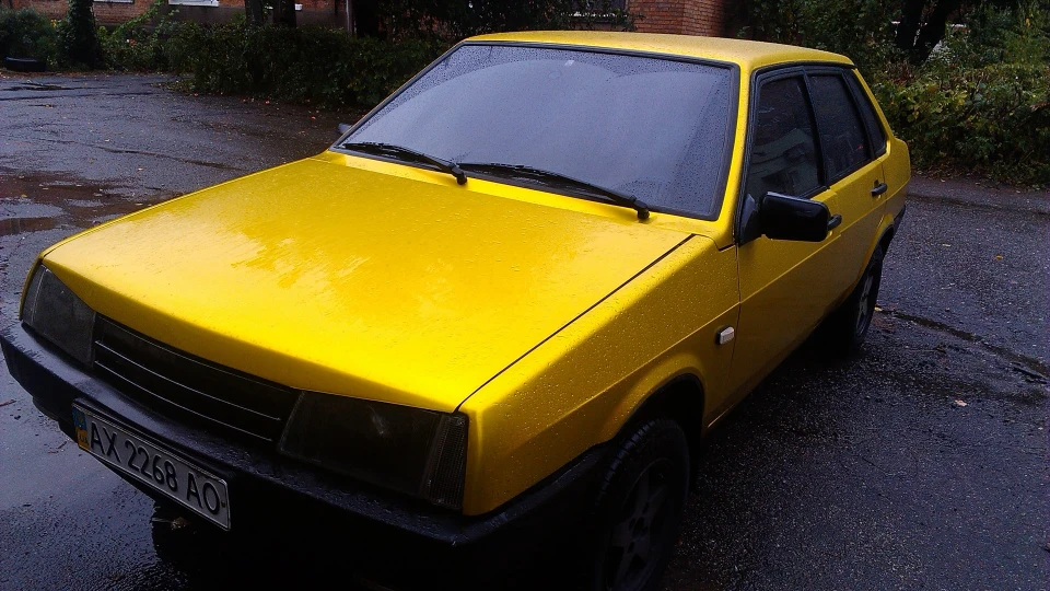 Lada 21099 "Mate chrome"