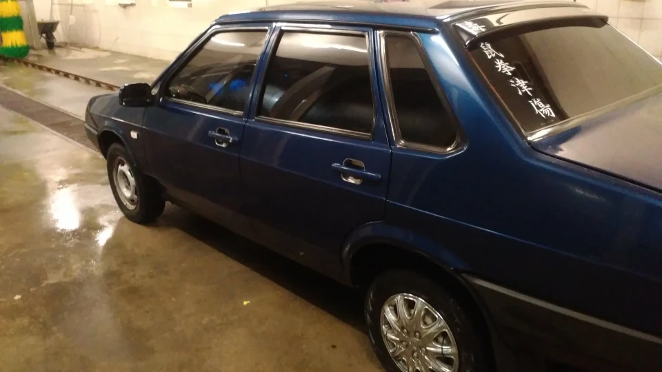 Lada 21099 on style 4