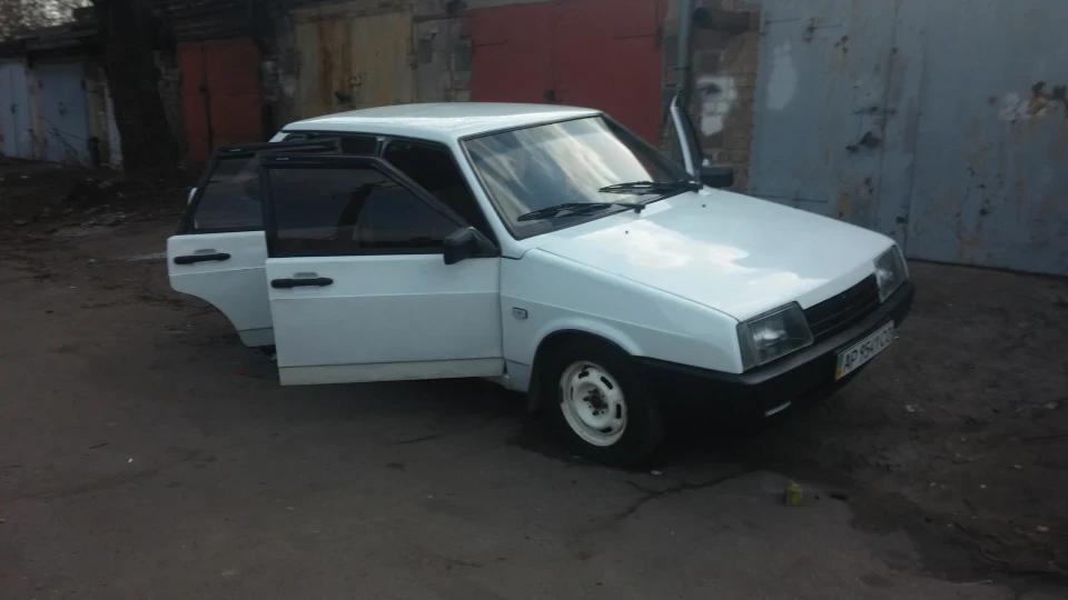 Lada 21099 Resurrection