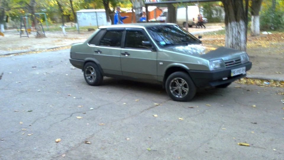 Lada 21099 робін гуд 4