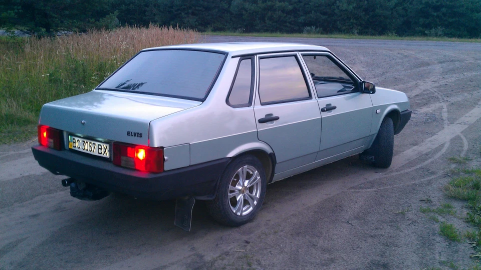 Lada 21099 Роботяга Elvis 4