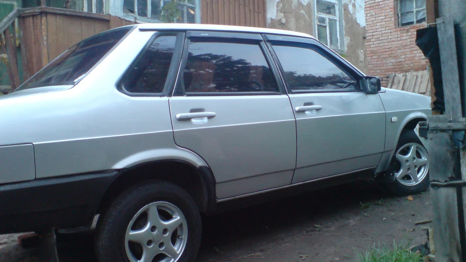 Lada 21099 ''СРІБ'Я 4
