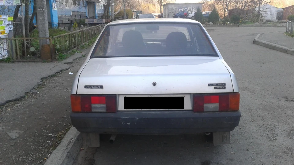 Lada 21099 "SilveR" 3