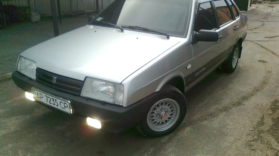 Lada 21099 Silver 2