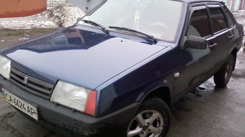 Lada 21099 Синя що! 3