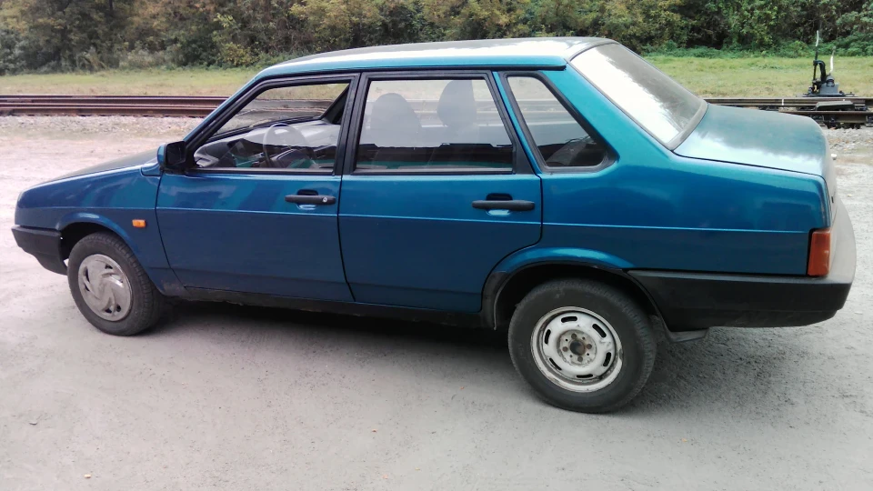 Lada 21099 Синій металік 2