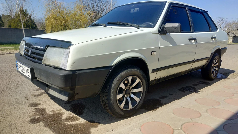 Lada 21099 Солідна 5