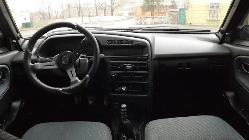 Lada 21099 TaZz 4