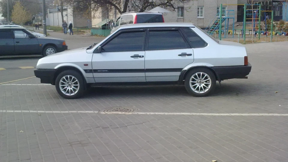 Lada 21099 тепер Кристал 2