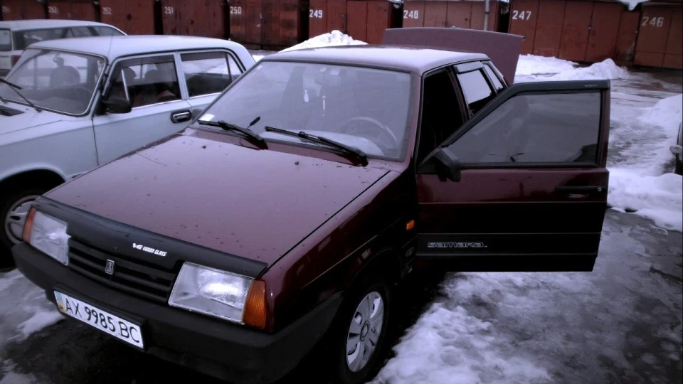 Lada 21099 Вишневий Металік 3