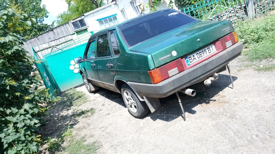 Lada 21099 зелена бестія 2