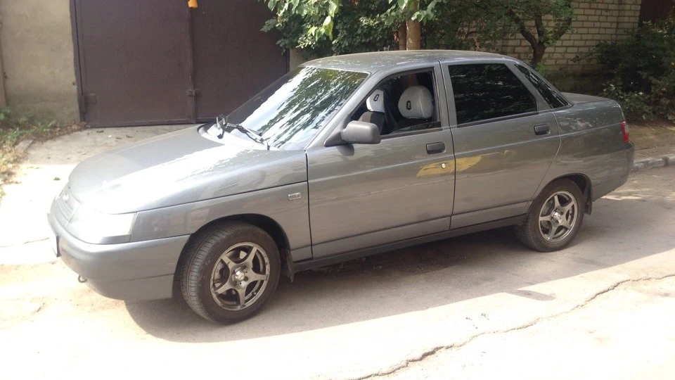 Lada 2110