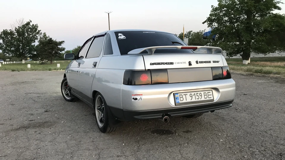 Lada 2110