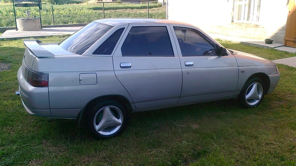 Lada 2110 3