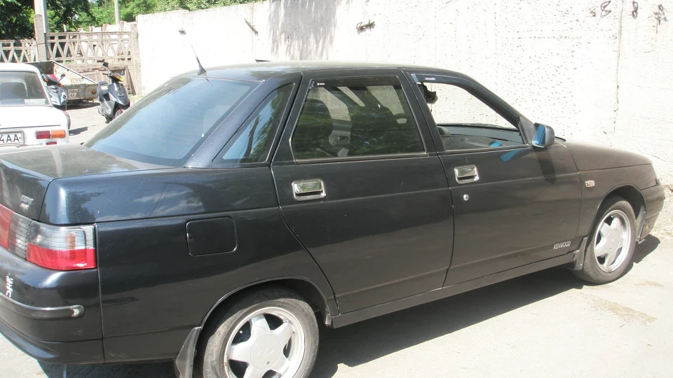 Lada 2110 2
