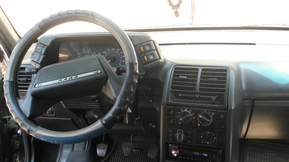 Lada 2110 3