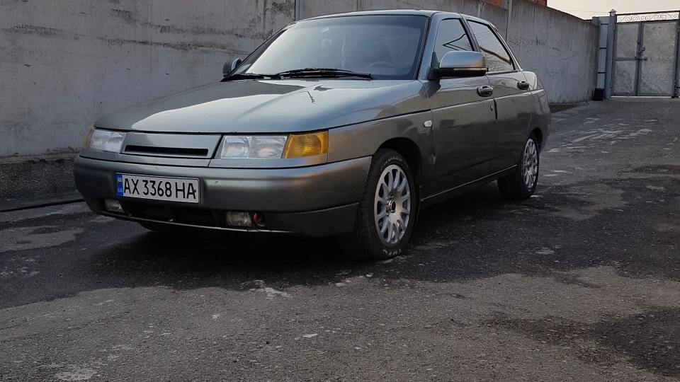 Lada 2110 4