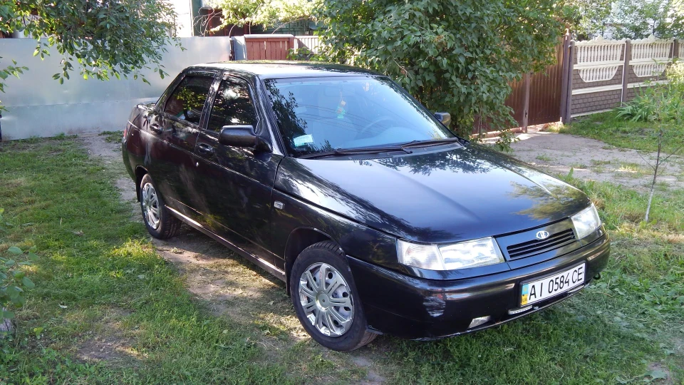 Lada 2110 4