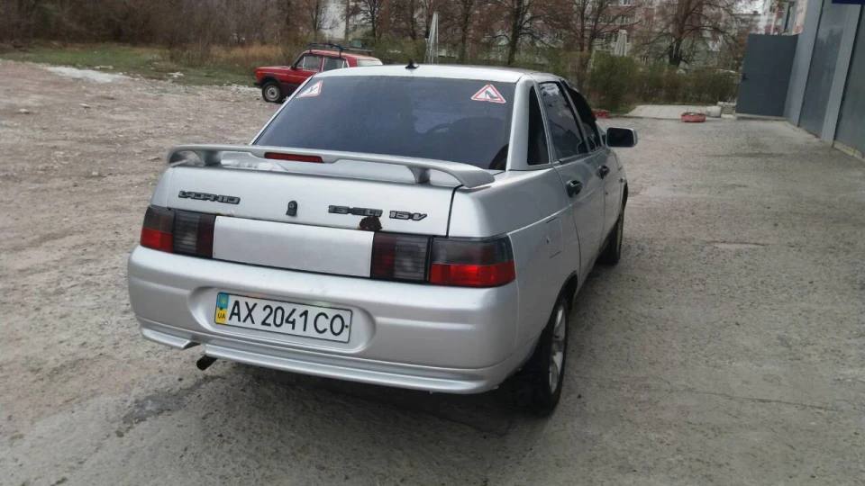 Lada 2110