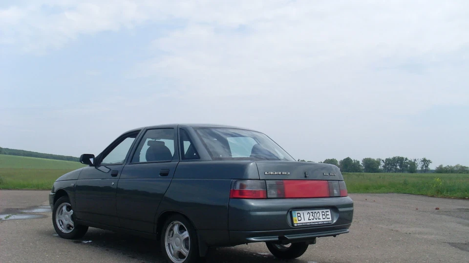 Lada 2110 2