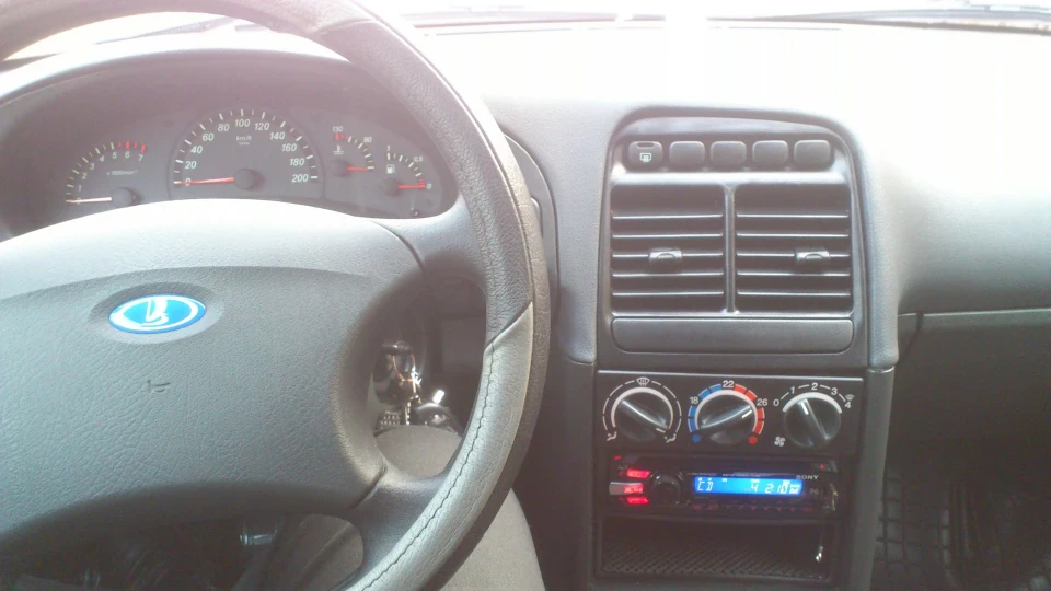 Lada 2110