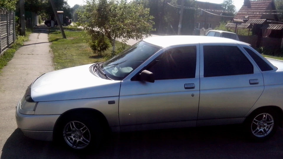 Lada 2110 2