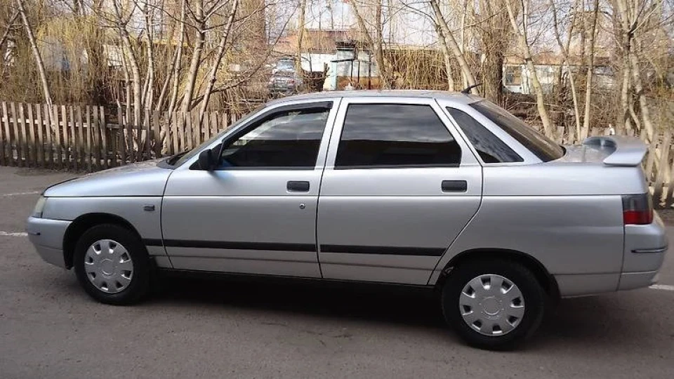 Lada 2110