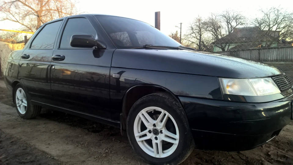 Lada 2110 4